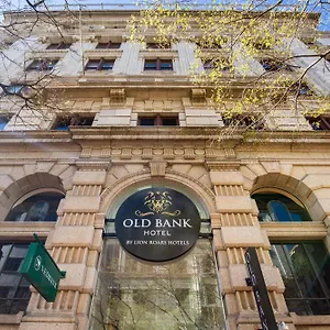 Old Bank - Lion Roars & Hotel